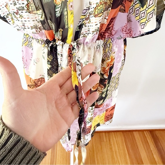 Rue 21 Sheer Patchwork Floral Tie Front Kimono Tunic Top Womens Large NWT Boho - Picture 4 of 7